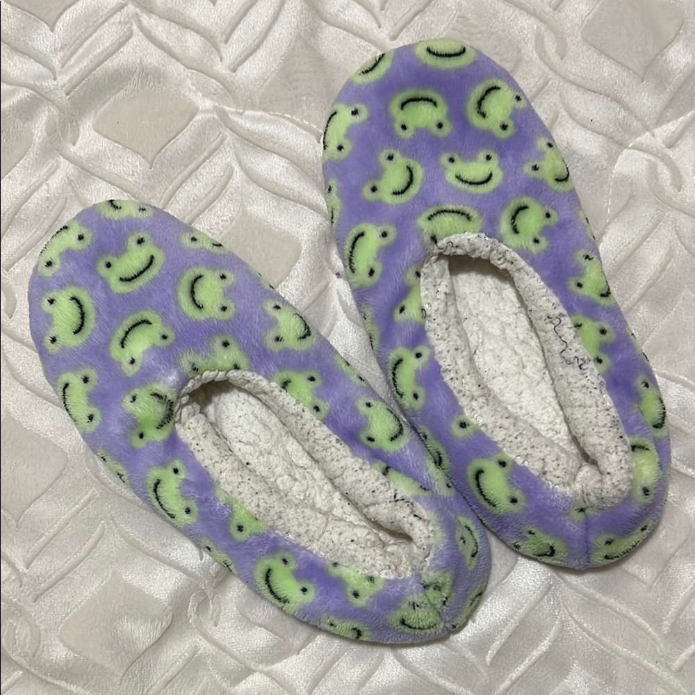 FREE w/$30 | Purple Frog Slippers